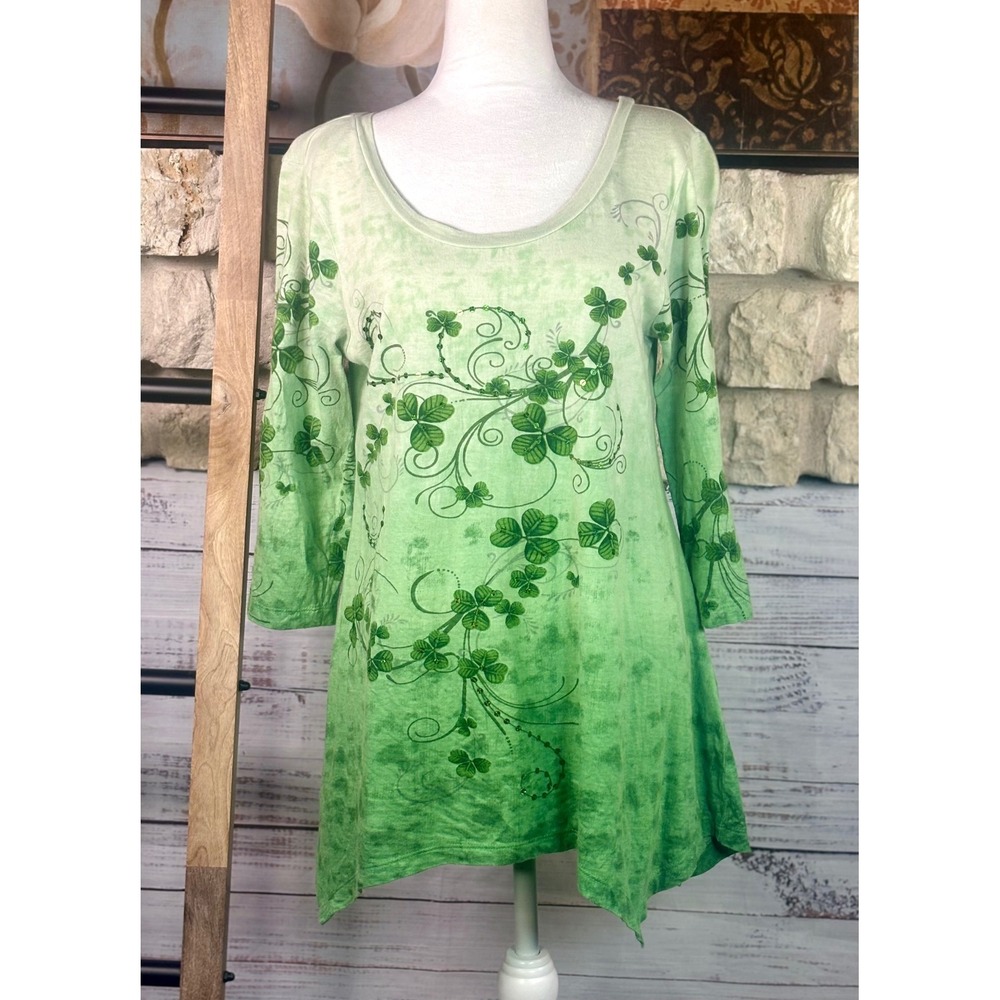 Collections Etc Green Shamrock St. Patrick's Ombre Tunic Top Size Small